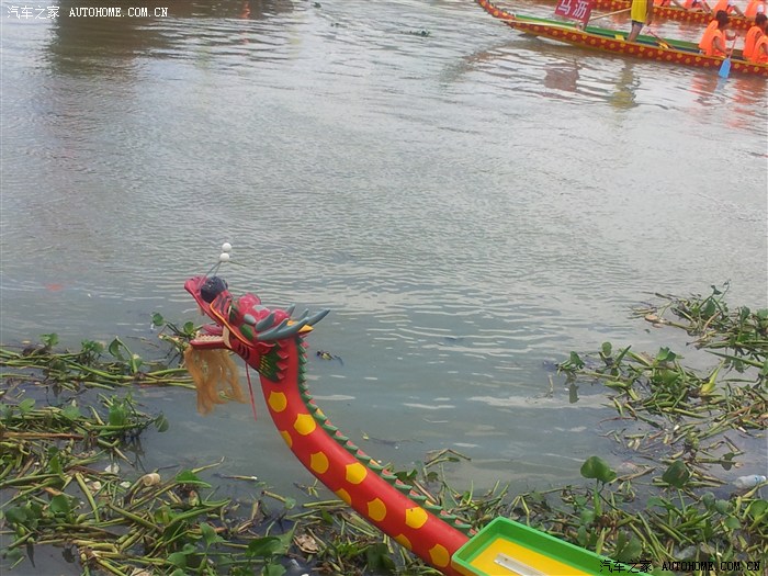 东莞中堂龙舟大赛,有XYZ,坐等皇后上山