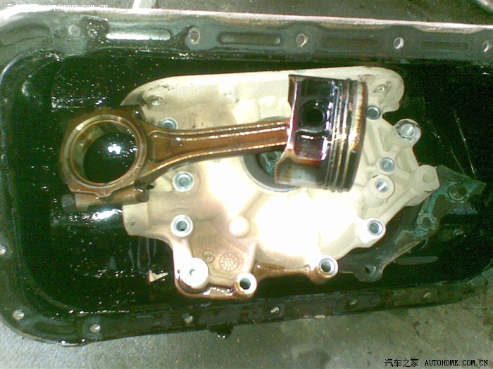 【图】偶遇6376nf发动机大修,拍几张回来给各位看看_五菱之光论坛