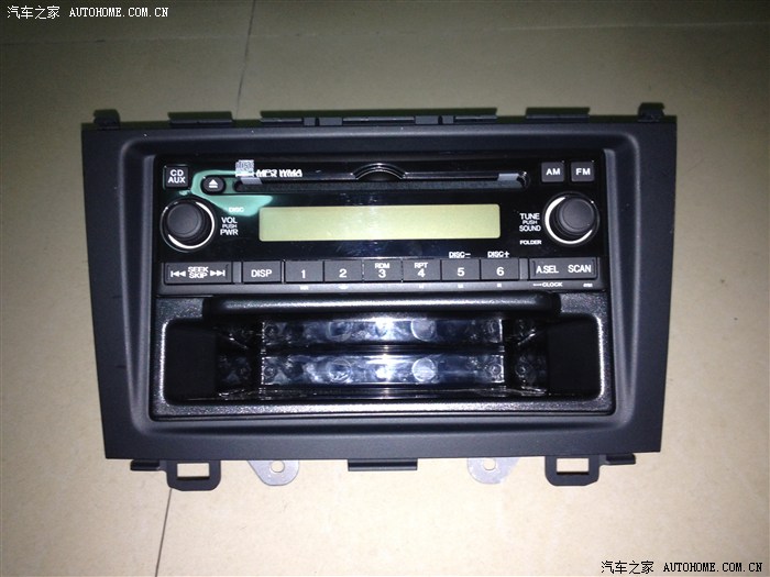 低价出售从2011款crv拆下来的cd机