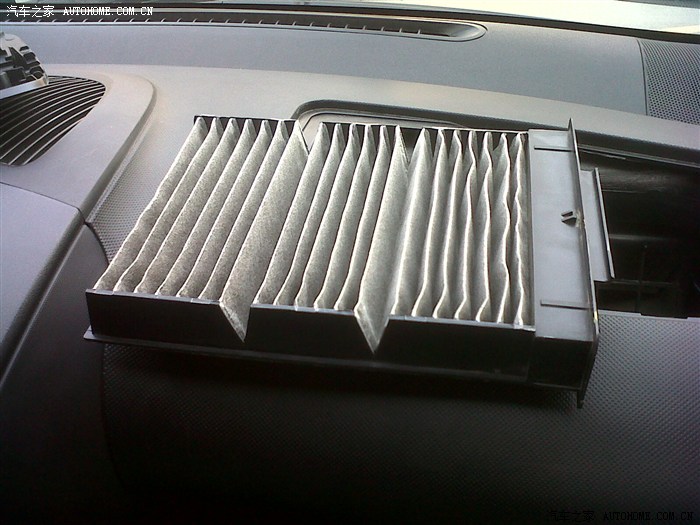 【图】自己动手更换空调滤清器_比亚迪f0论坛_汽车之家论坛