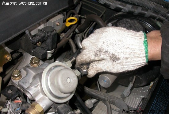 【分享】图文详示==柴油x8油水分离器柴滤自行放水,更换全过程=