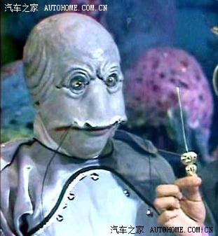 看到v5和mazda3星骋的前脸,姐突然想起83版西游记!