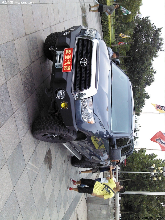 保定军校广场车展!