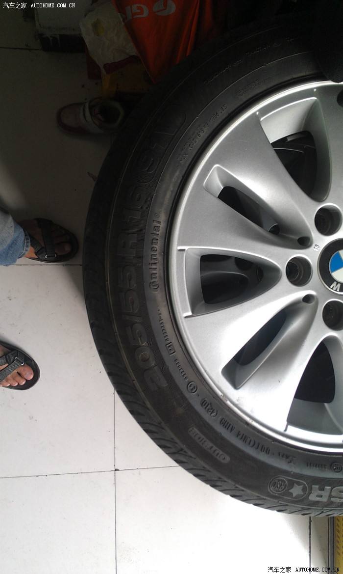 代友出宝马3换下的马牌防爆胎2055516
