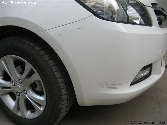 新手新车系列之---白车轻微刮痕5分钟简易处理,不多花一分钱