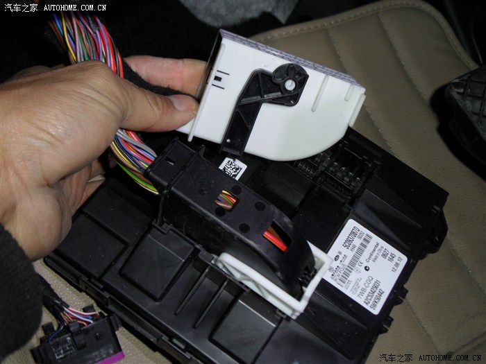 新速腾1.6成功安装多功能方向盘 历尽周折完美搞定,申精