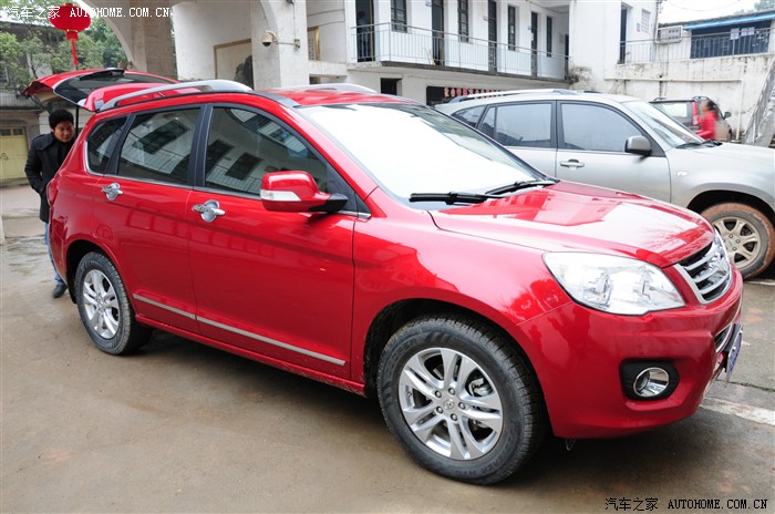 h6红色四驱柴油精英版