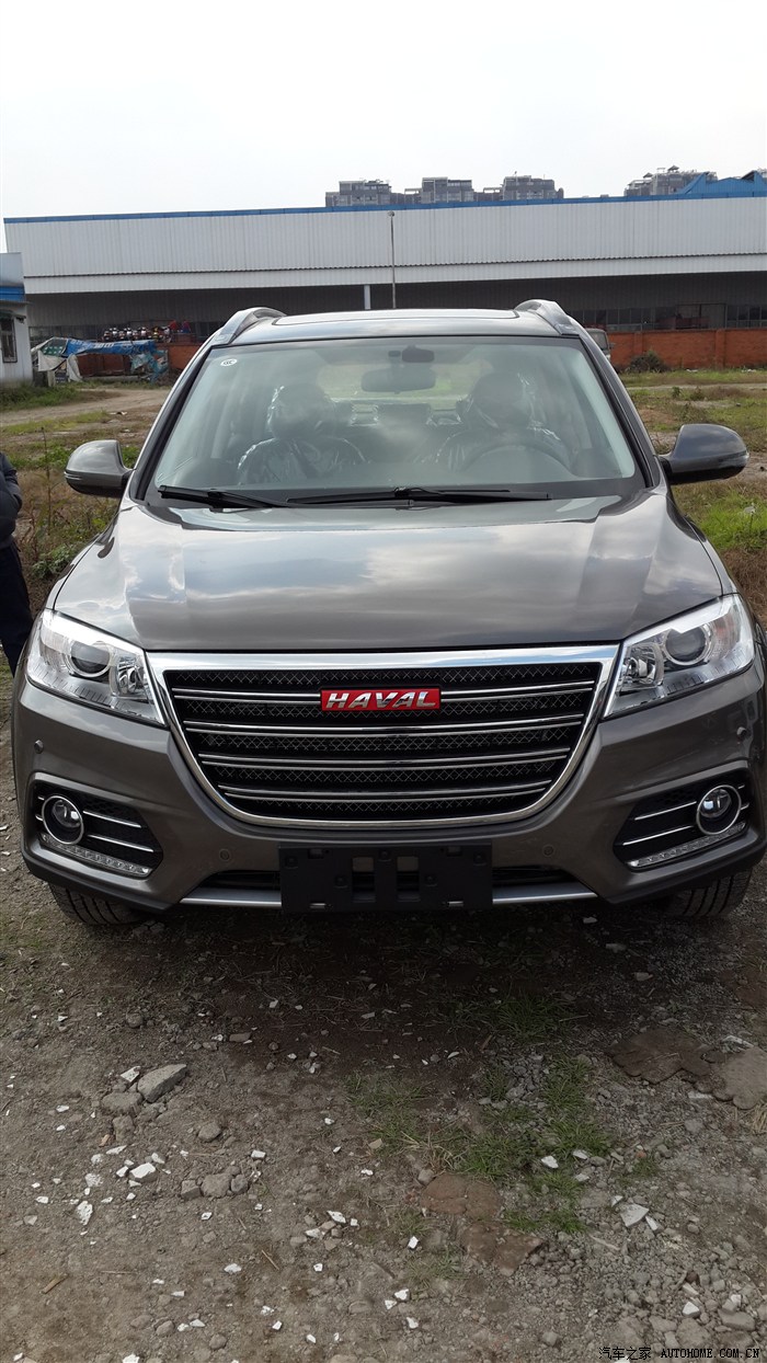 哈弗h6运动版四驱摩登灰尊贵型300公里小作业(内含持续油耗!