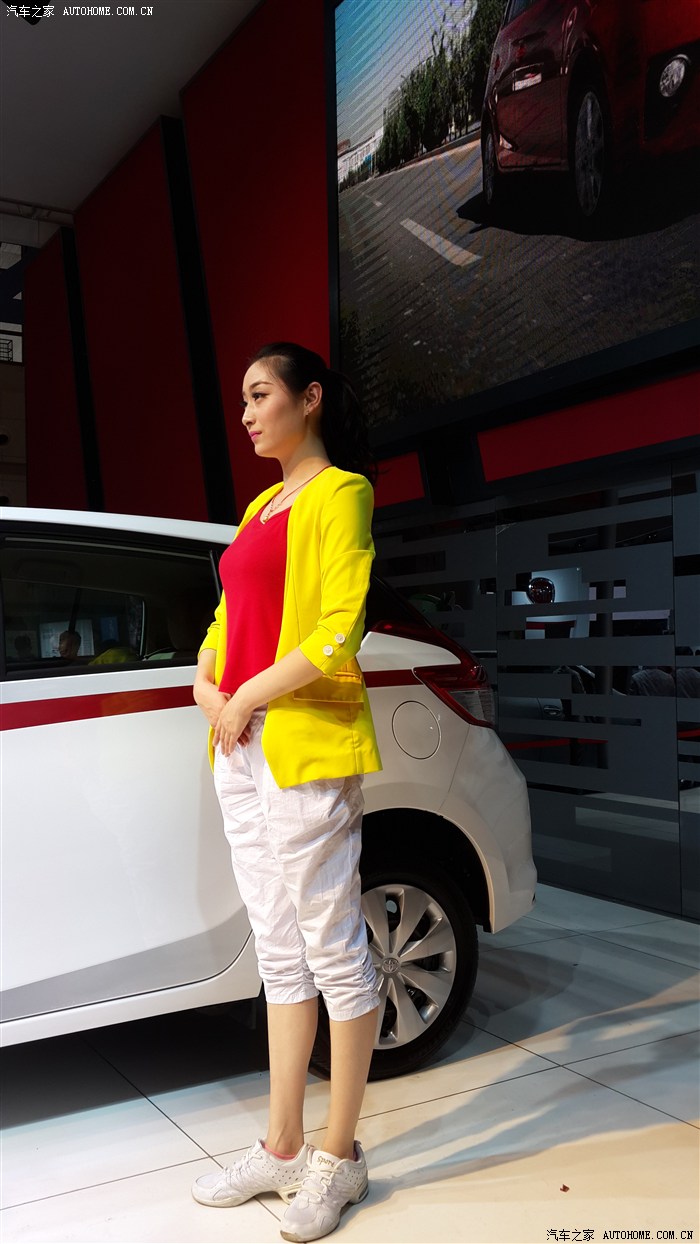 清水出芙蓉发几张郑州2014大河车站妹子照片