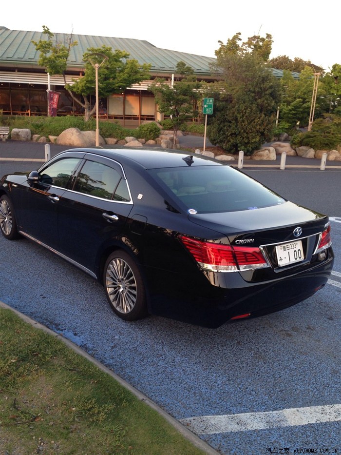 日本14代皇冠街拍解馋