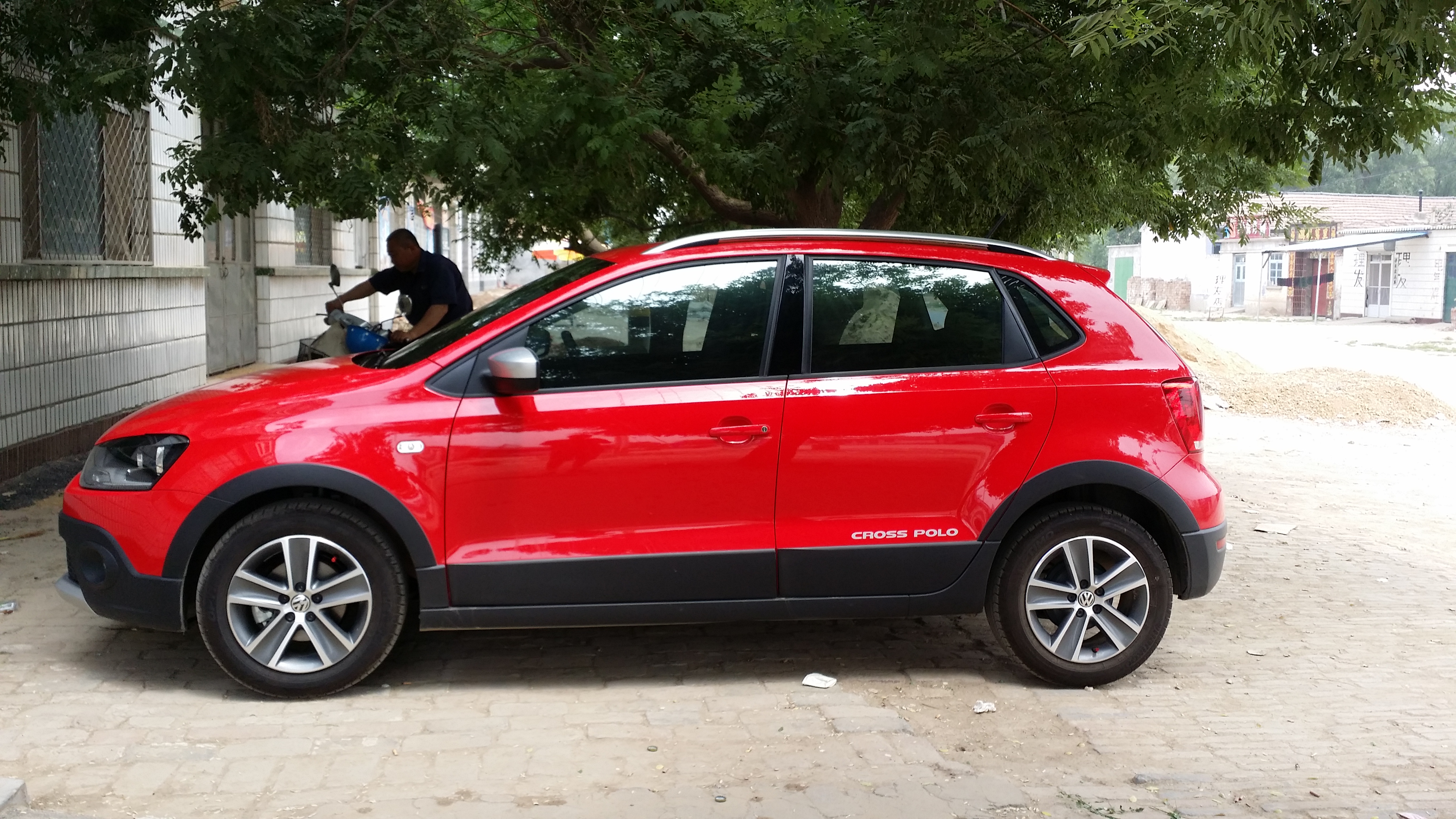   新款不错 配置高了