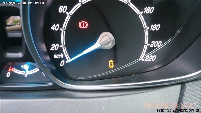 求助车子防侧滑灯亮怎么办?