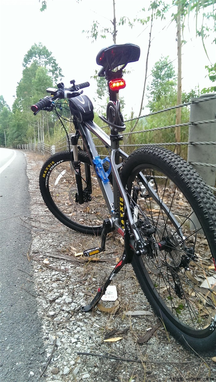 捷安特xtc777怎么样对比xct880那个好