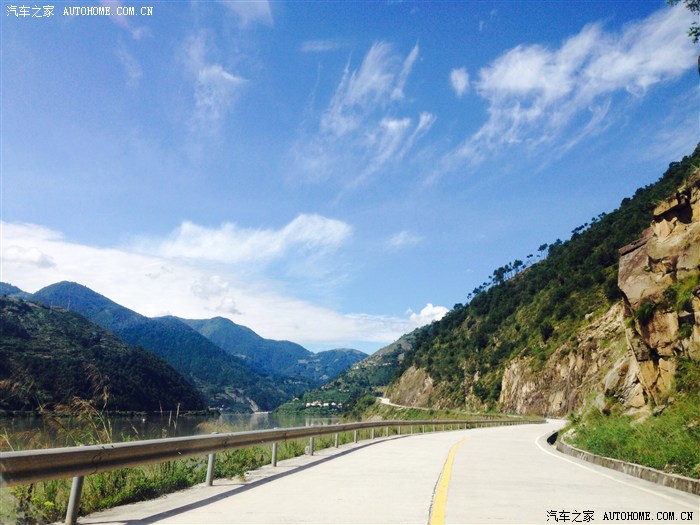 一路向西之《藏囧》石棉-泸定方向走s211省道.