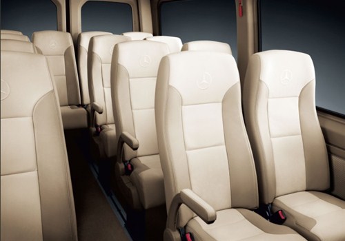 【图】最安全的大型商务车凌特 定位高端市场