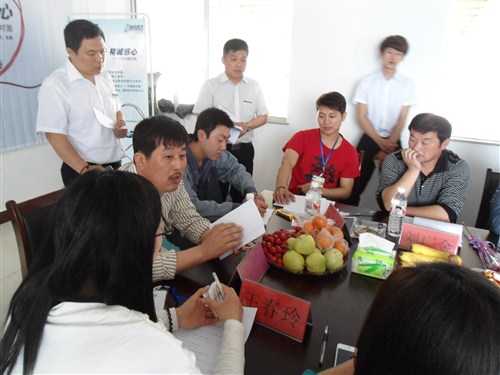 精诚感心--海马销售服务店沟通面对面广告