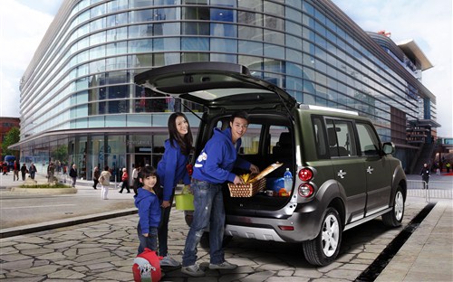 大空间大智慧 哈弗M2家用SUV保姆车