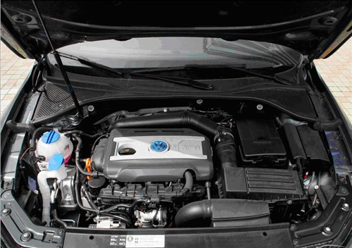 【图】购全新帕萨特优惠1万元 另送保险礼包