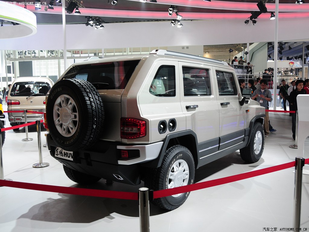 东风汽车 东风huv  2012北京车展   点击进入下一张