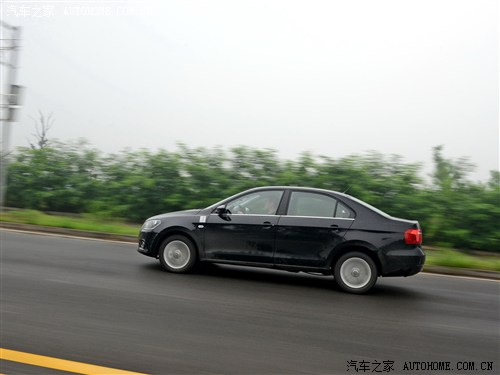 夏季汽车涉水通过必须要知道的要素