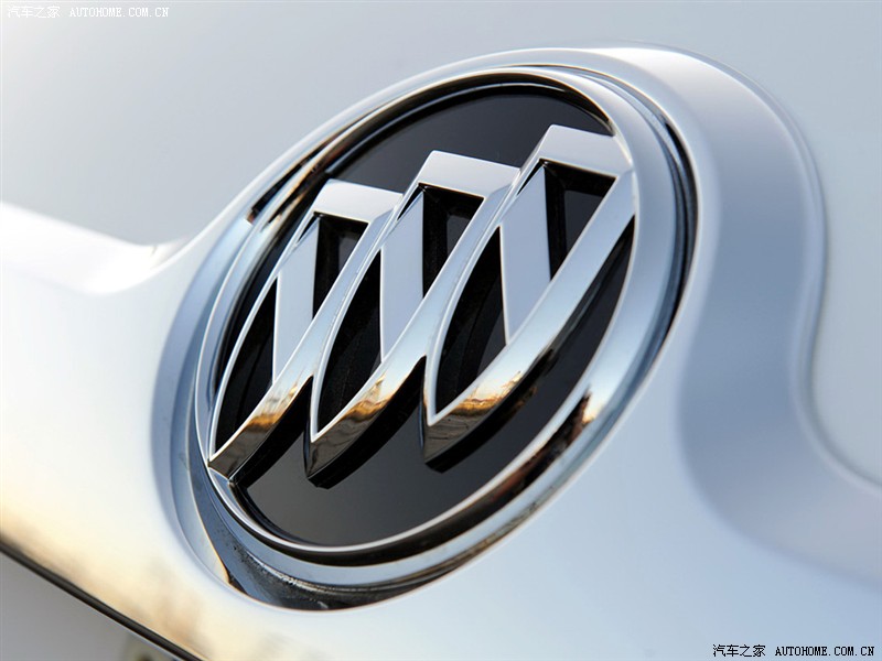 求购海外牌君越车标