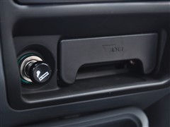 众泰 众泰汽车 江南tt 2010款 0.8l 豪华型